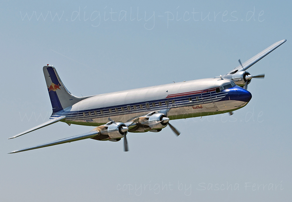 Douglas_DC6_Flying_Bulls