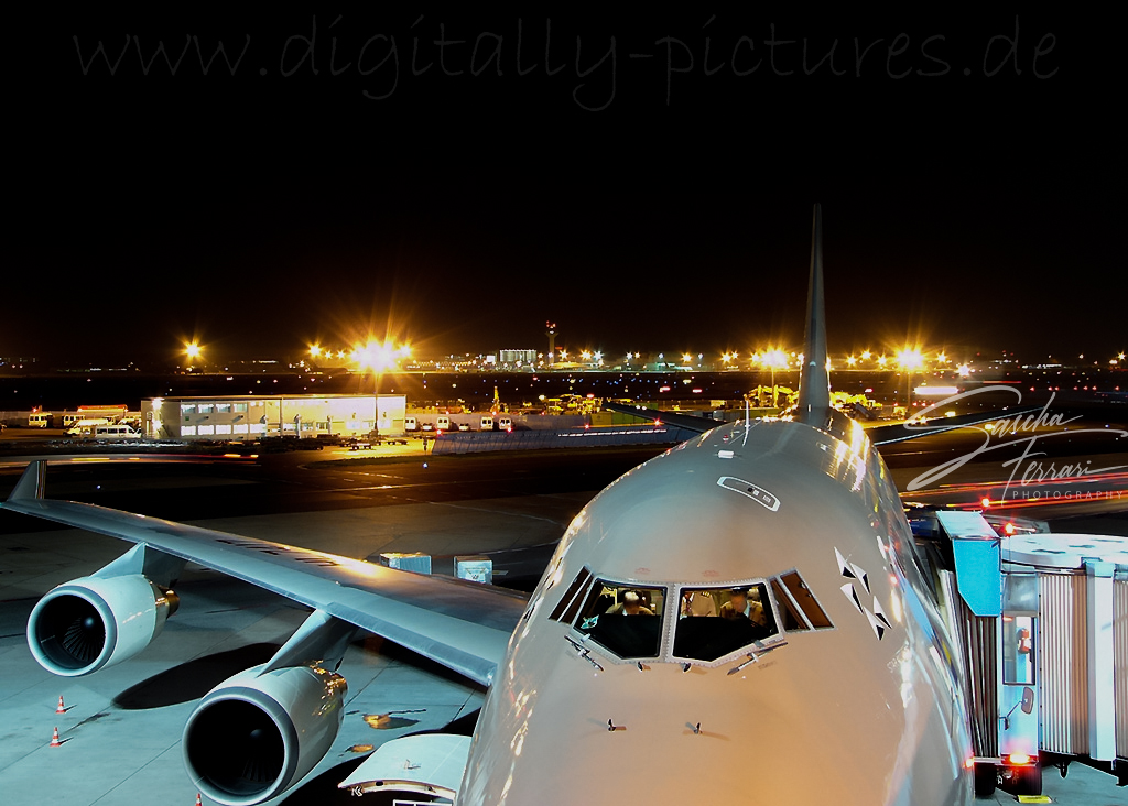 Flughafen Frankfurt Nacht