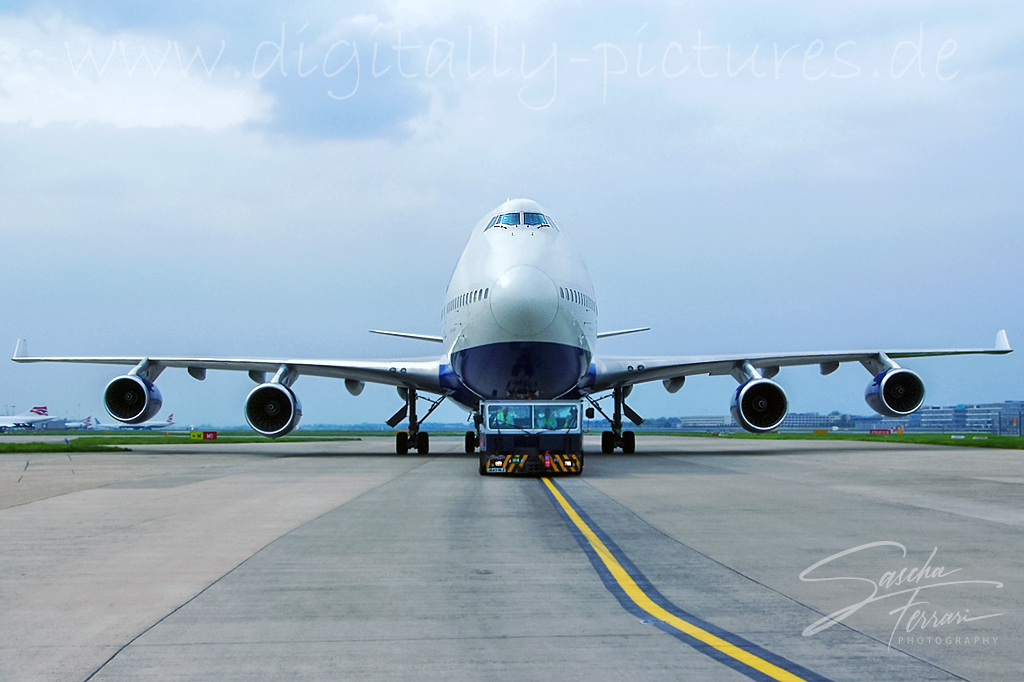Boeing 747