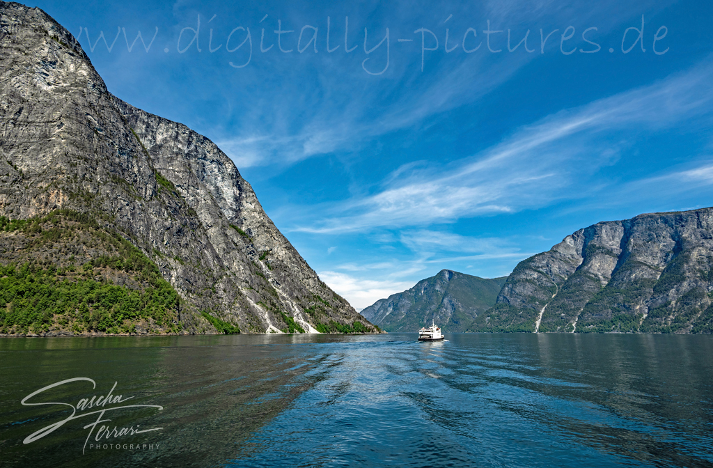 Naeroyfjord Sognefjord