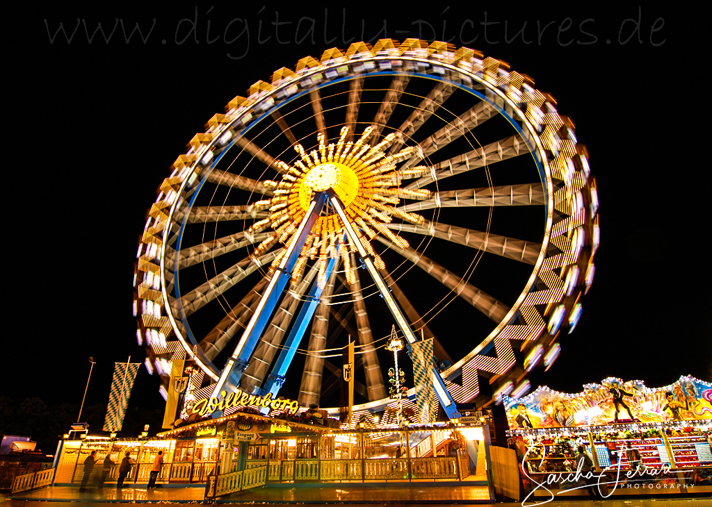 Riesenrad Oktoberfest Muenchen